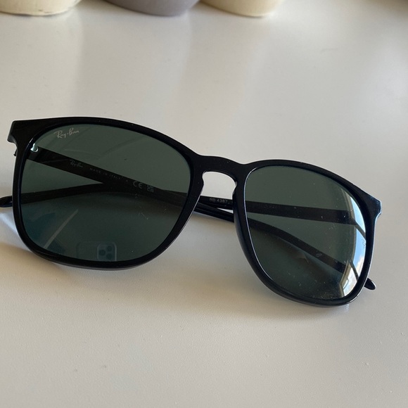 Ray-Ban Other - Mens Ray-ban RB4387